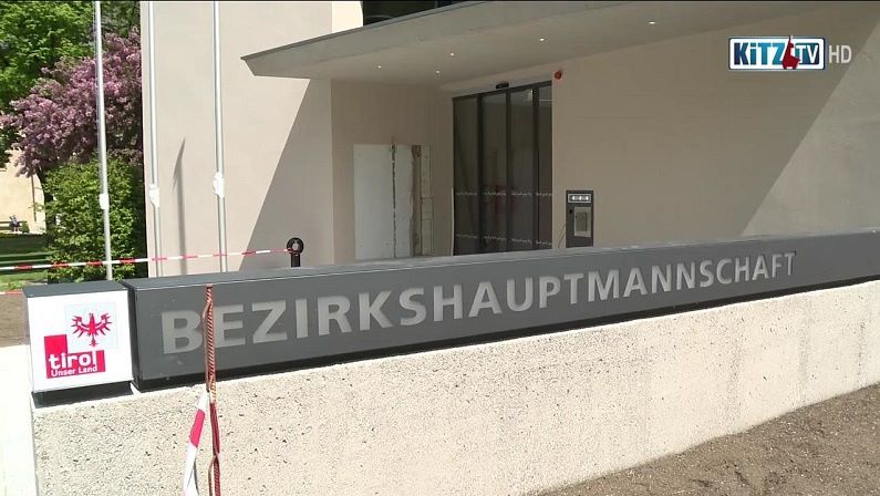 Die BH Kitzbuehel beim Umsiedeln