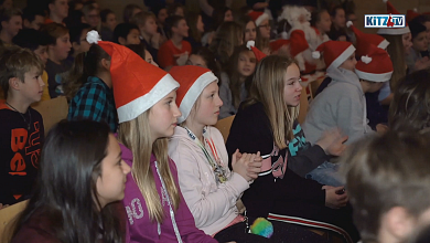 Weihnachtsfeier der Neuen Mittelschule Kitzbühel.mp4